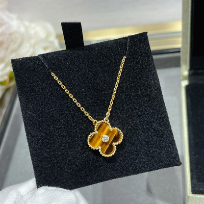 [Riva Jewelry ]CLOVER 15MM DIAMOND AND YELLOW TIGER'S EYE AGATE necklace
