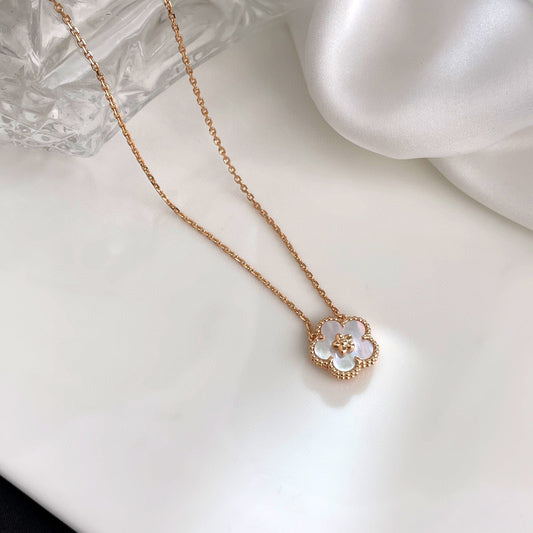 [Riva Jewelry ]LUCKY  WHITE MOP  PLUM BLOSSOM NECKLACE