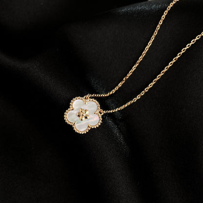 [Riva Jewelry ]LUCKY  WHITE MOP  PLUM BLOSSOM NECKLACE