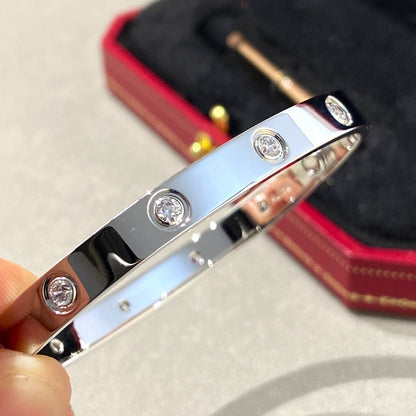 [Riva Jewelry]クラシック 6.1MM ラブバングル - 10ダイヤモンド