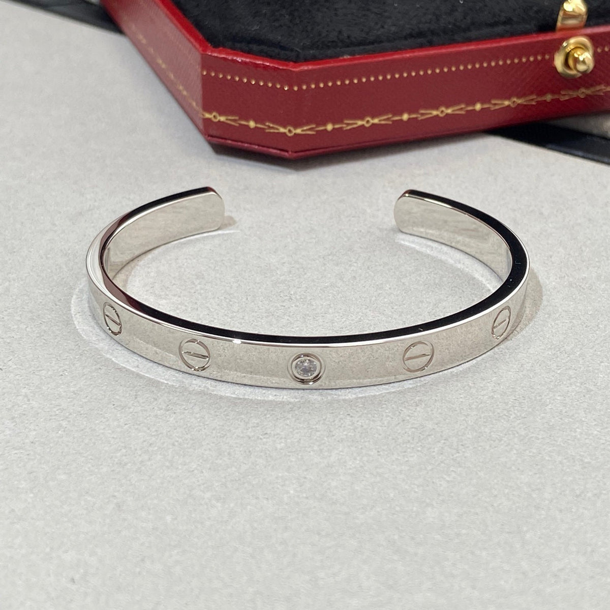[Riva Jewelry ]LOVE BRACELET 6.1MM 1 DIAMOND OPEN CUFF