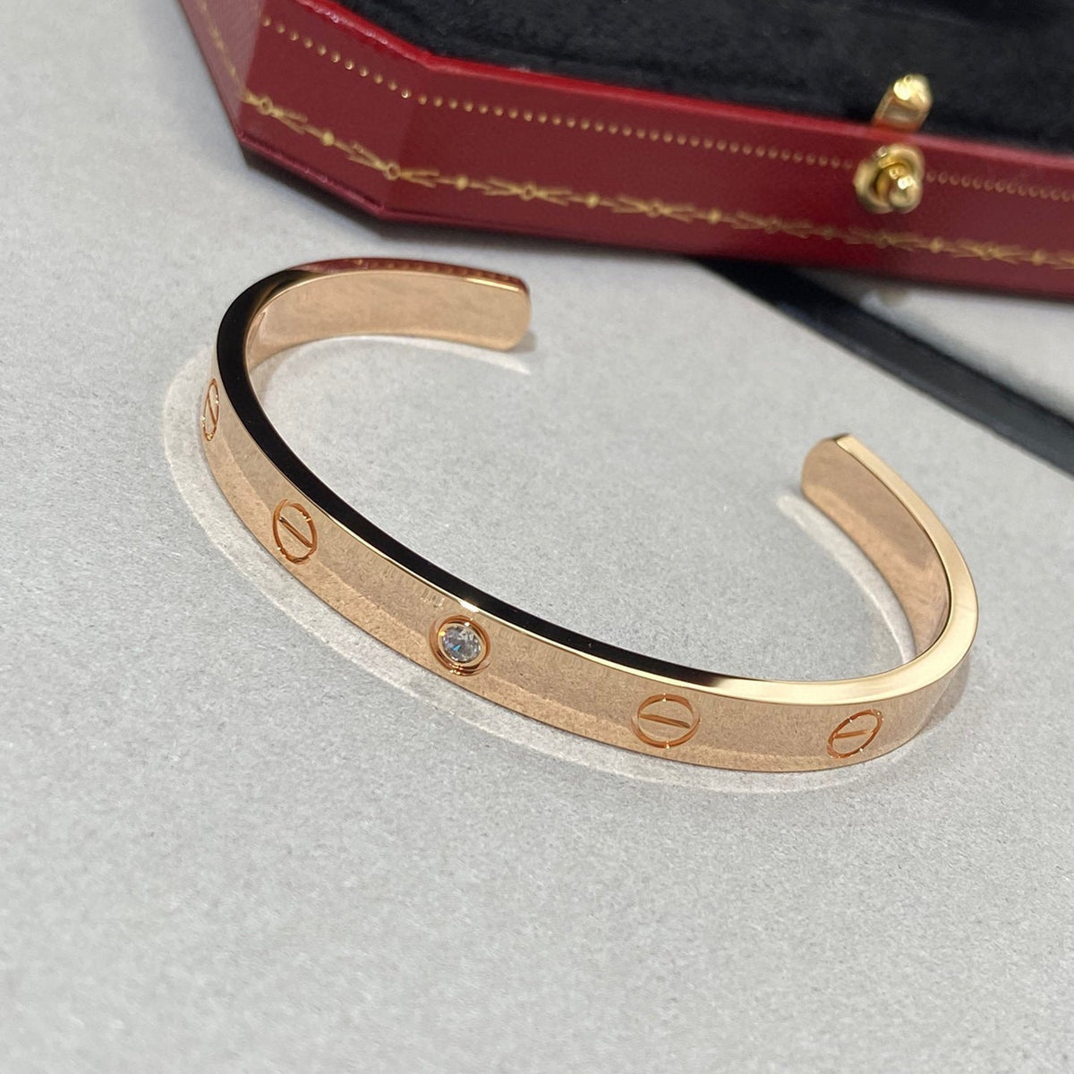 [Riva Jewelry ]LOVE BRACELET 6.1MM 1 DIAMOND OPEN CUFF