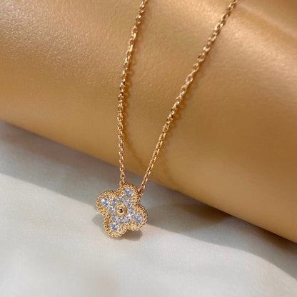 [Riva Jewelry ]CLOVER 15MM DIAMOND SINGLE FLOWER NECKLACE