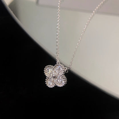 [Riva Jewelry ]CLOVER 15MM DIAMOND SINGLE FLOWER NECKLACE