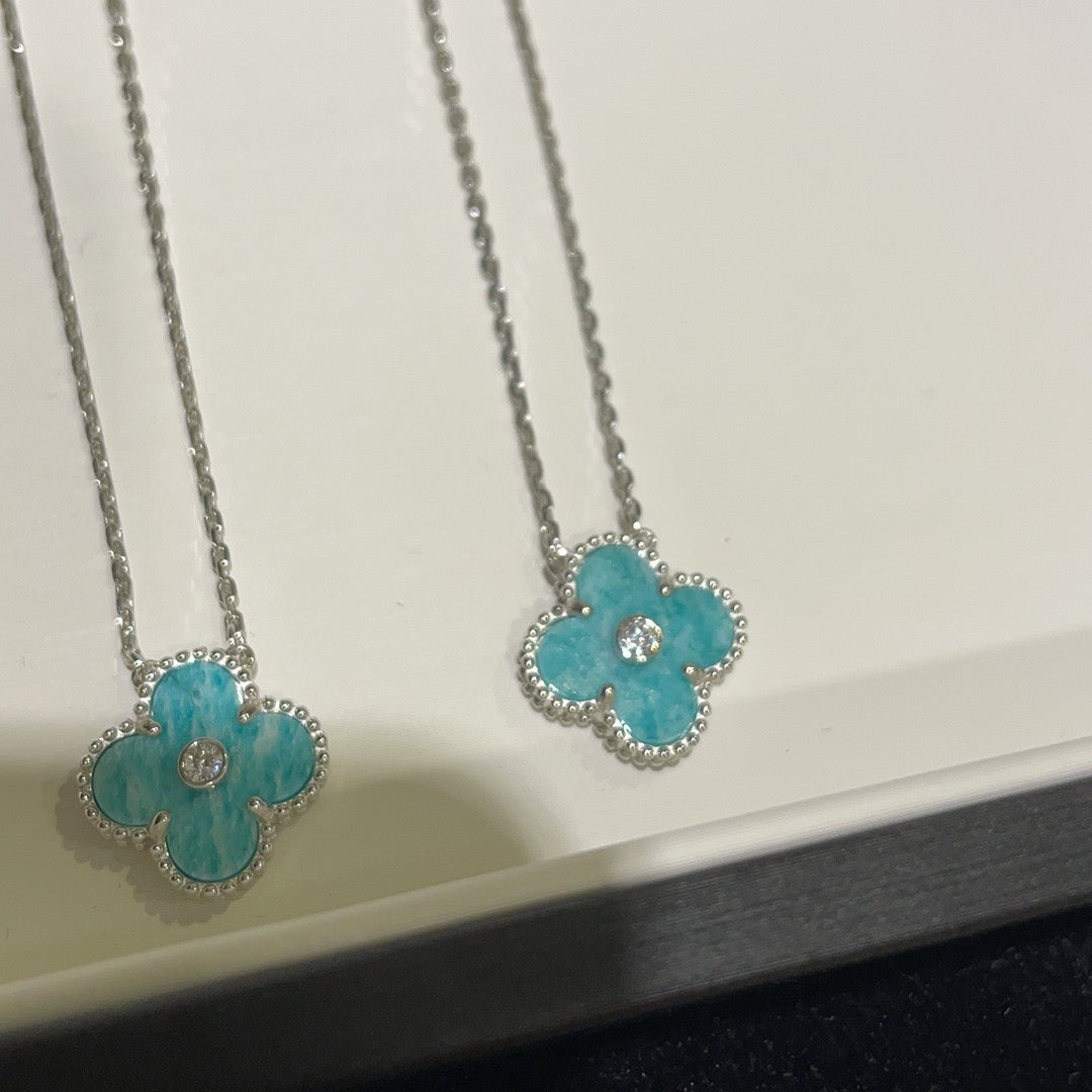 [Riva Jewelry ]CLOVER 15MM DIAMOND SVRES PORCELAIN  NECKLACE SILVER