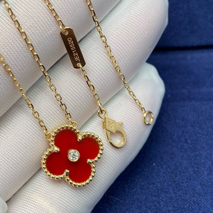 [Riva Jewelry ]CLOVER 15MM DIAMOND CARNELIAN NECKLACE