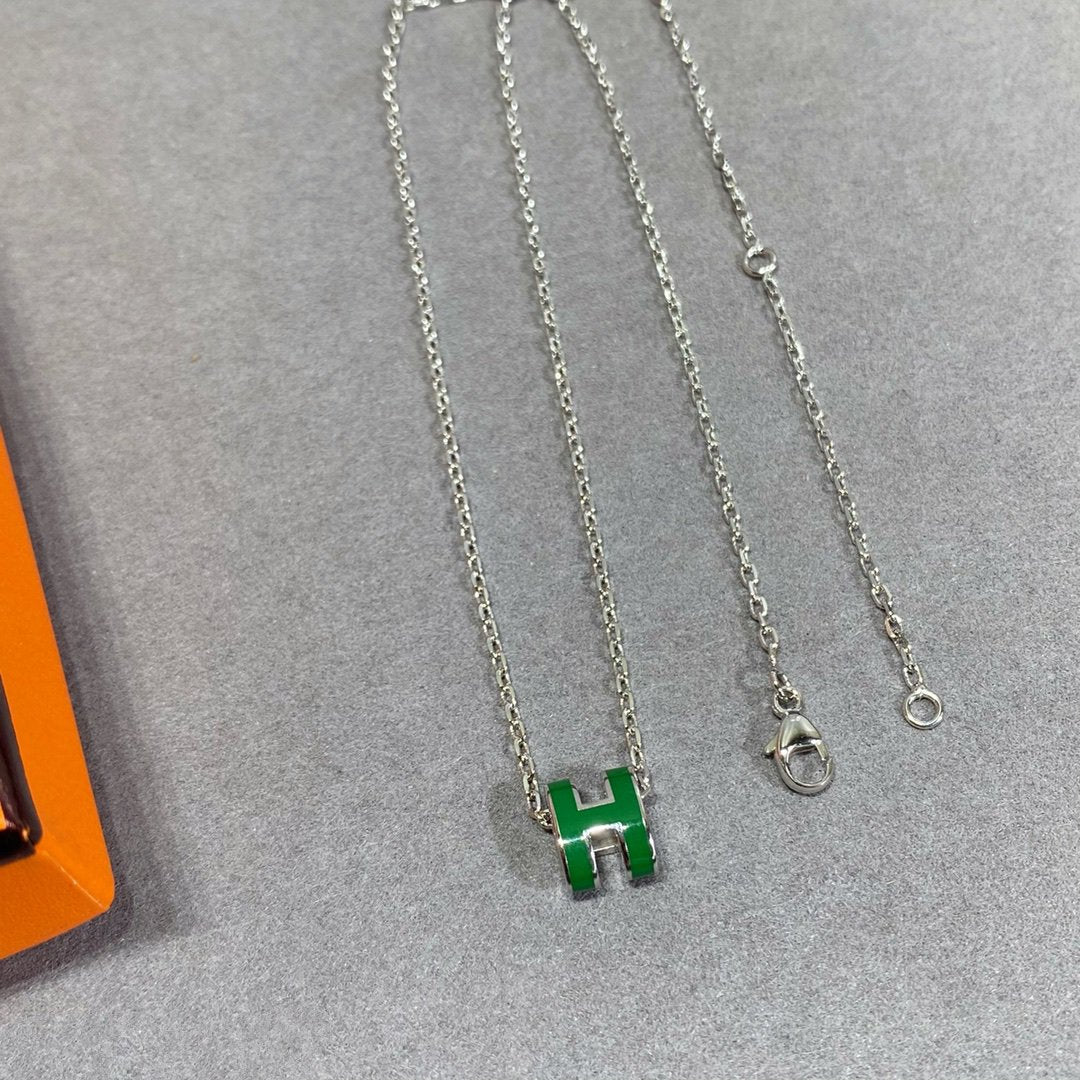 [Riva Jewelry ]POP H GREEN NECKLACE SILVER AND GOLD