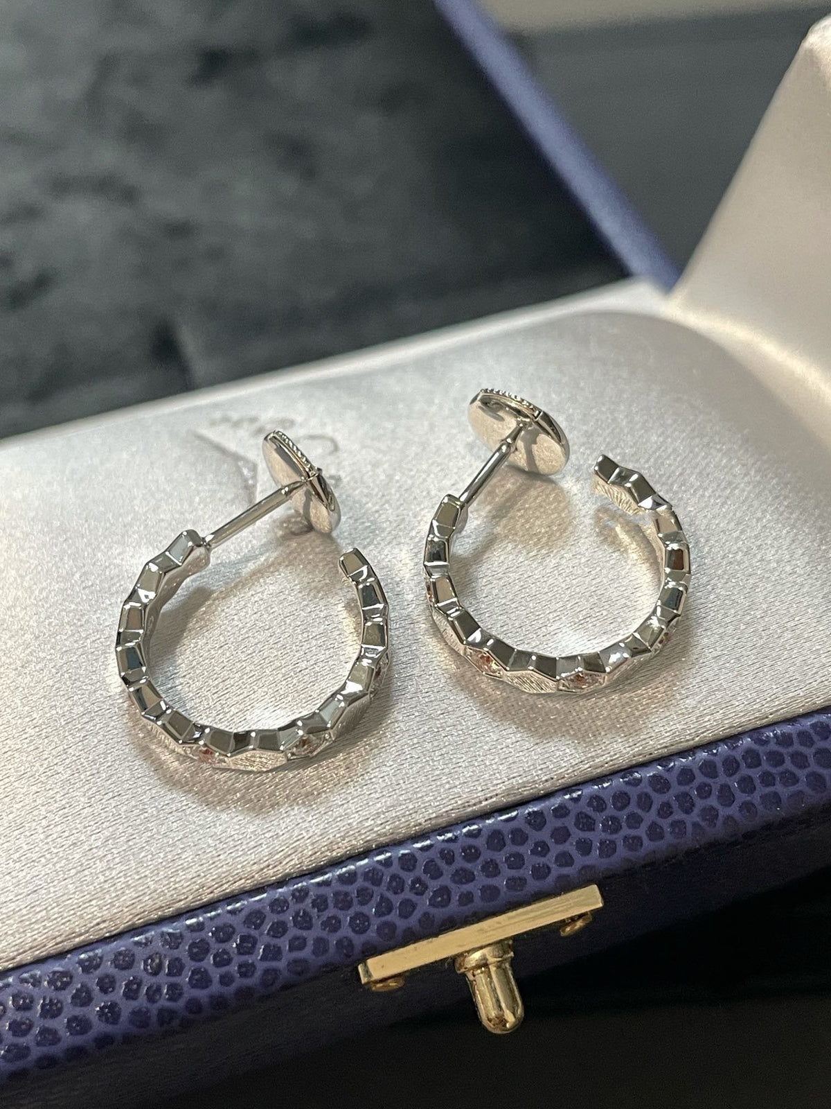 [Riva Jewelry ]Hollow Design Four-Leaf Clover Flower Shape Earrings