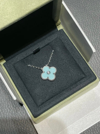 [Riva Jewelry ]CLOVER 1 DIAMOND LIGHT BLUE SILVER NECKLACE