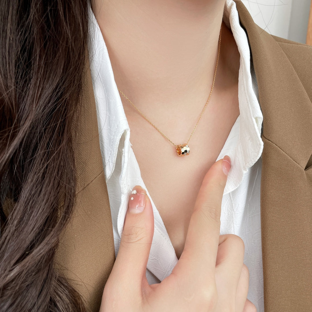 [Riva Jewelry]BIENEN-ANHÄNGER MINI-HALSKETTE MIT DIAMANTEN