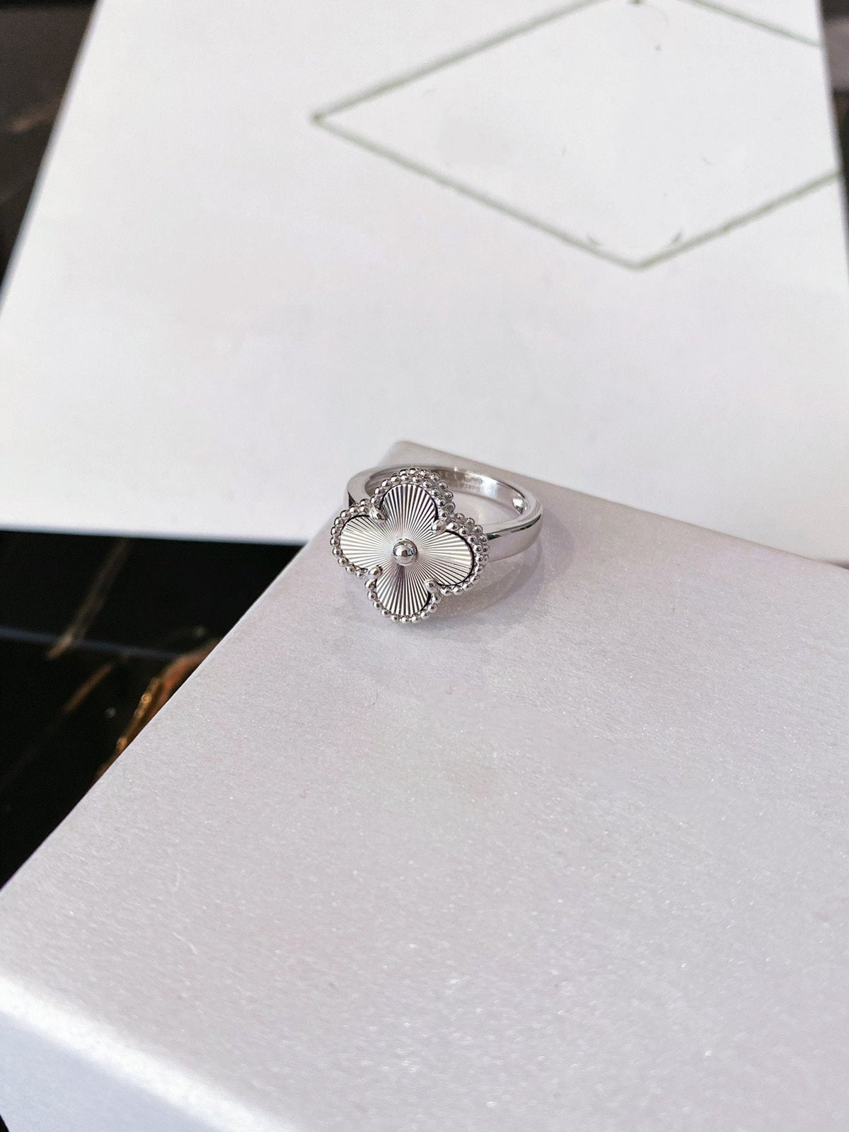 [Riva Jewelry ]CLOVER SILVER RING