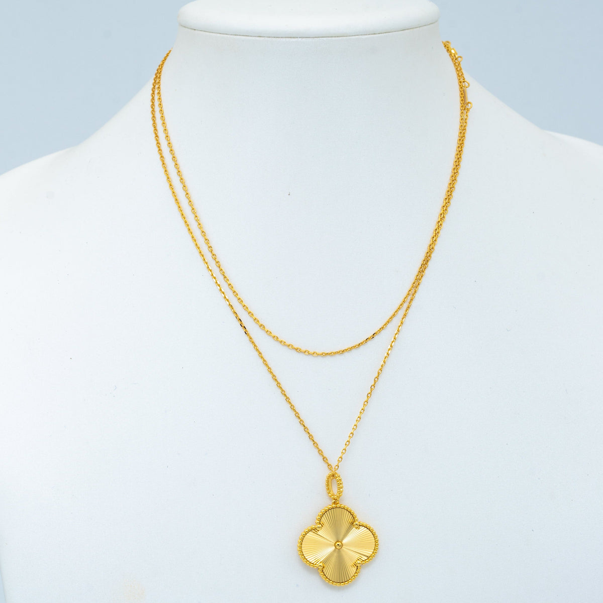 [Riva Jewelry ]CLOVER 25MM PEDANT NECKLACE GOLD