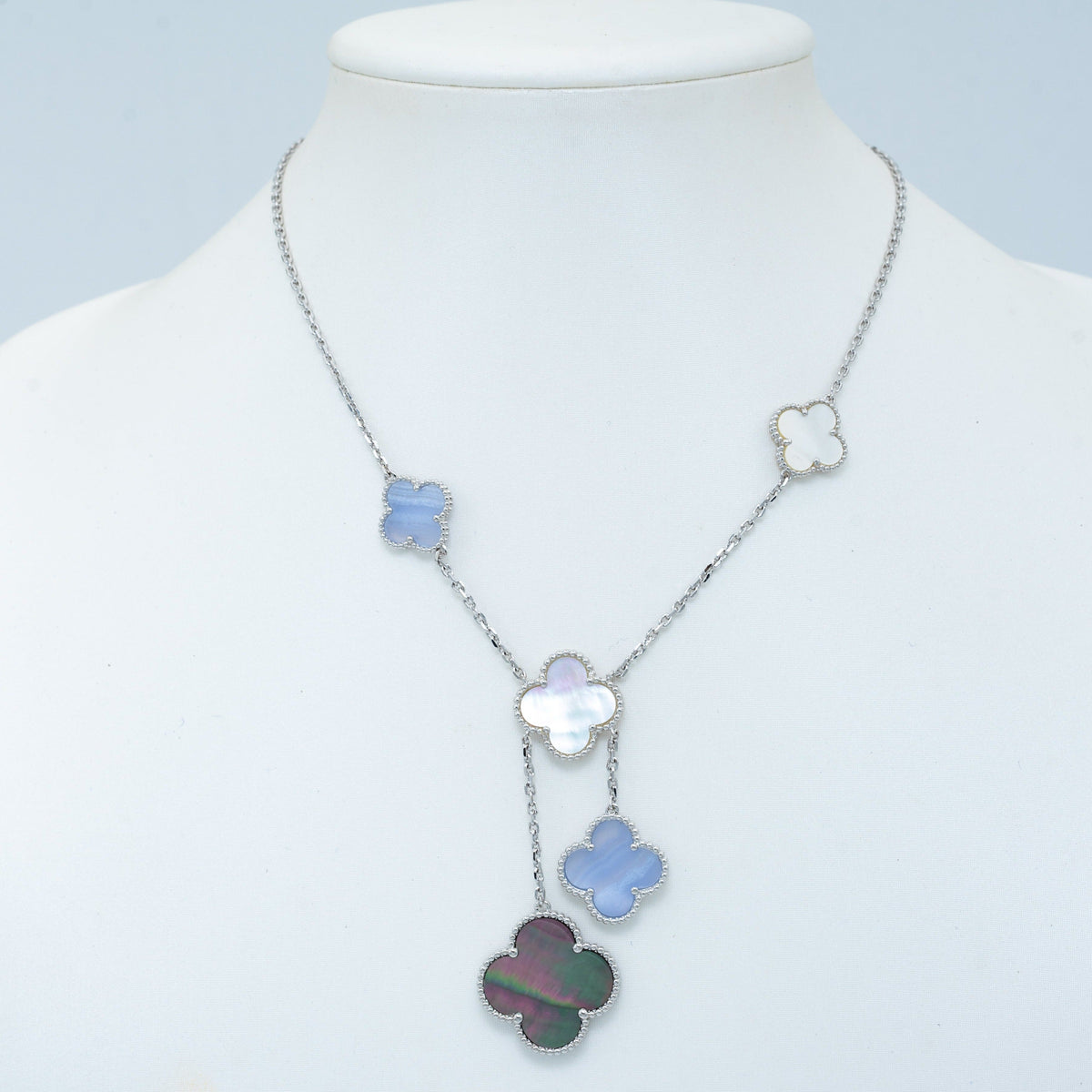 [Riva Jewelry ]CLOVER MOP CHALCEDONY NECKLACE SILVER 6 MOTIF