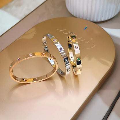 [Riva Jewelry] クラシック 6.1MM ラブブレスレット 10ダイヤモンド マルチカラー
