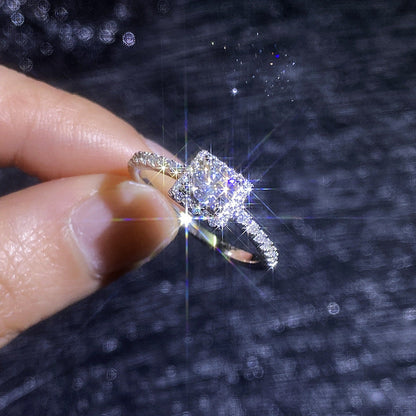 [Riva Jewelry]ZIERLICHER ZUCKERWÜRFEL-MOISSANIT-RING