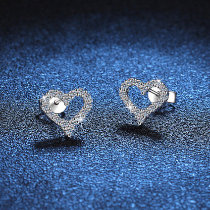 [Riva Jewelry] スパークリング ハートシェイプ モアッサナイト スタッドピアス