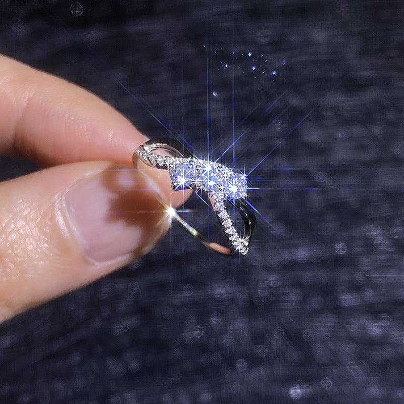 [Riva Jewelry]INTERTWINING LOVE MOISSANITE RING