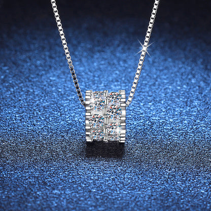 [Riva Jewelry]エレガントなスリムウエストモアッサナイトネックレス
