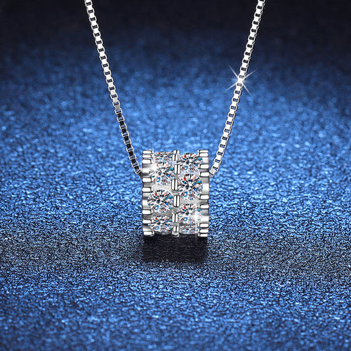 [Riva Jewelry]エレガントなスリムウエストモアッサナイトネックレス