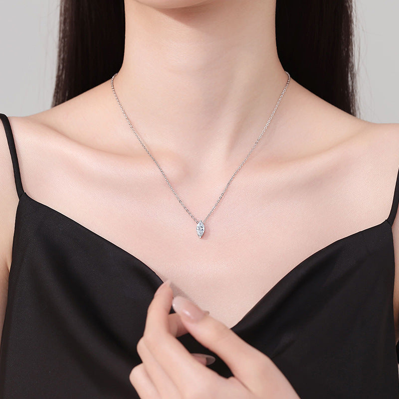 [Riva Jewelry]SOPHISTICATED MARQUISE-CUT MOISSANITE PENDANT NECKLACE