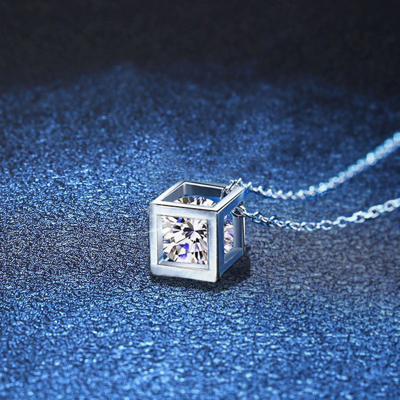 [Riva Jewelry]GEOMETRISCHE ZUCKERWÜRFEL MOISSANIT-HALSKETTE