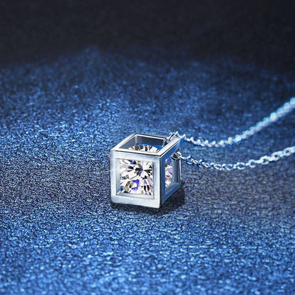 [Riva Jewelry]GEOMETRISCHE ZUCKERWÜRFEL MOISSANIT-HALSKETTE