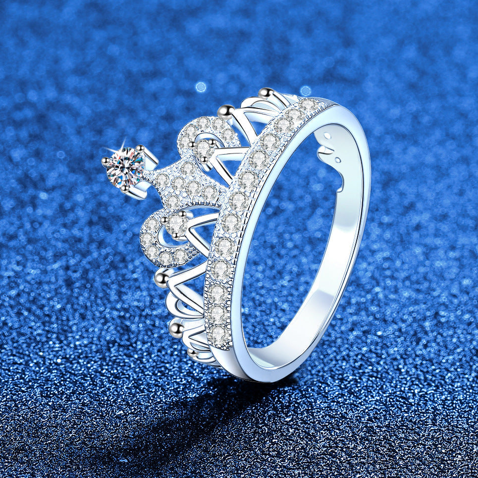 [Riva Jewelry]DREAMY CROWN MOISSANITE RING - 1.2カラット エレガントプリンセススタイル