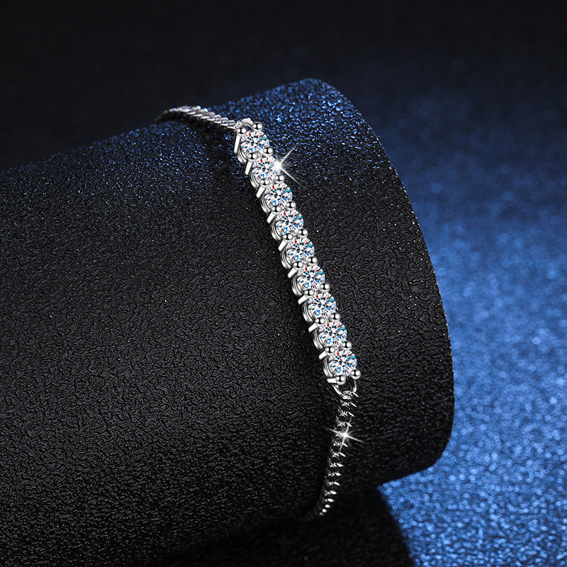[Riva Jewelry]LÄCHELNDES GEBOGENES MOISSANIT-ARMBAND
