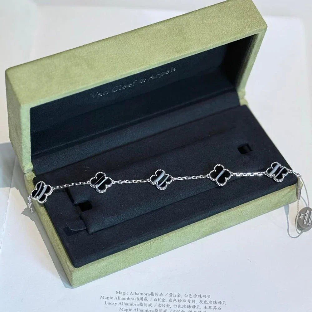 [Riva Jewelry ] CLOVER 5 MOTIF PULSAR STONE BRACELET COLLECTION