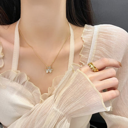 [Riva Jewelry]PAVÉ DIAMANT BLUMENANHÄNGER HALSKETTE