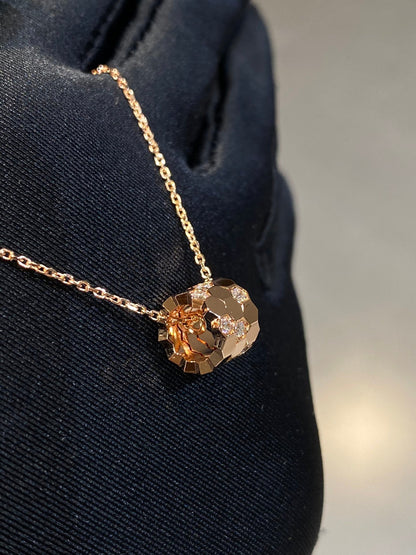 [Riva Jewelry ]BEE LOVE DIAMOND NECKLACE