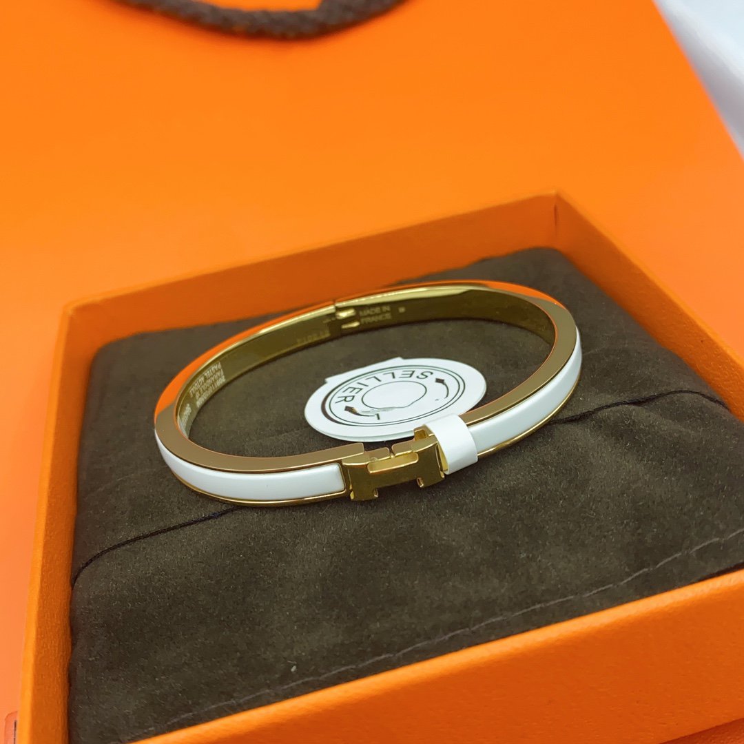 [Riva Jewelry ]CLASSIC HM CLIC WHITE 8MM ENAMEL BRACELET