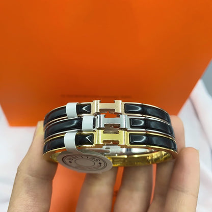 [Riva Jewelry ]CLASSIC HM CLIC BLACK 8MM ENAMEL BRACELET