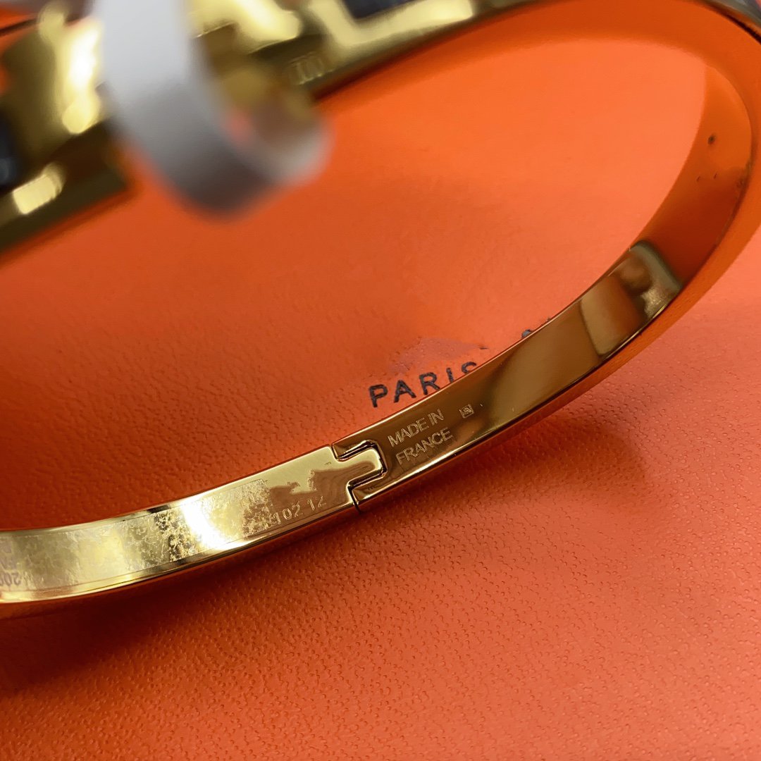 [Riva Jewelry ]CLASSIC HM CLIC BLACK 8MM ENAMEL BRACELET