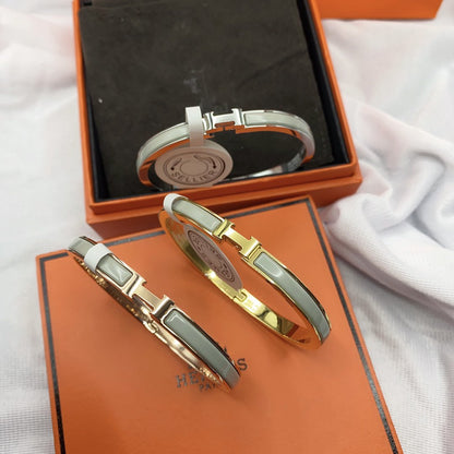 [Riva Jewelry ]CLASSIC HM CLIC GREEN 8MM ENAMEL BRACELET