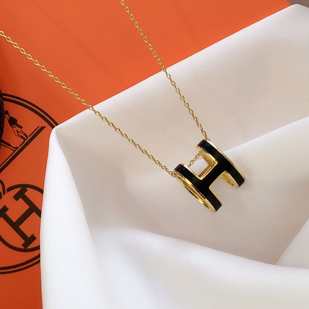 [Riva Jewelry]HM CLIC BLACK ENAMEL GOLD HALSKETTE