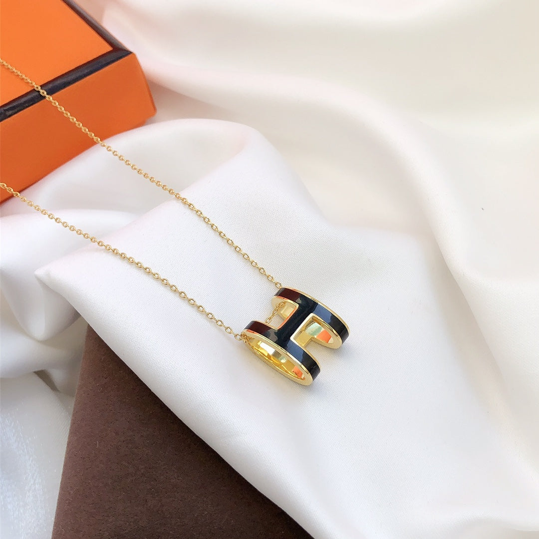 [Riva Jewelry]HM CLIC BLACK ENAMEL GOLD HALSKETTE