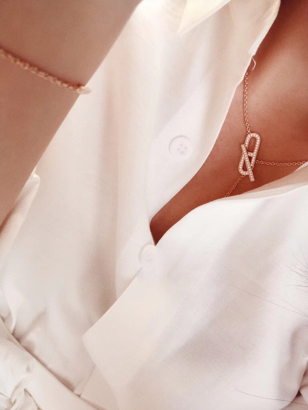 [Riva Jewelry ]HM FIRE PIG NOSE NECKLACE TRENDY STREET