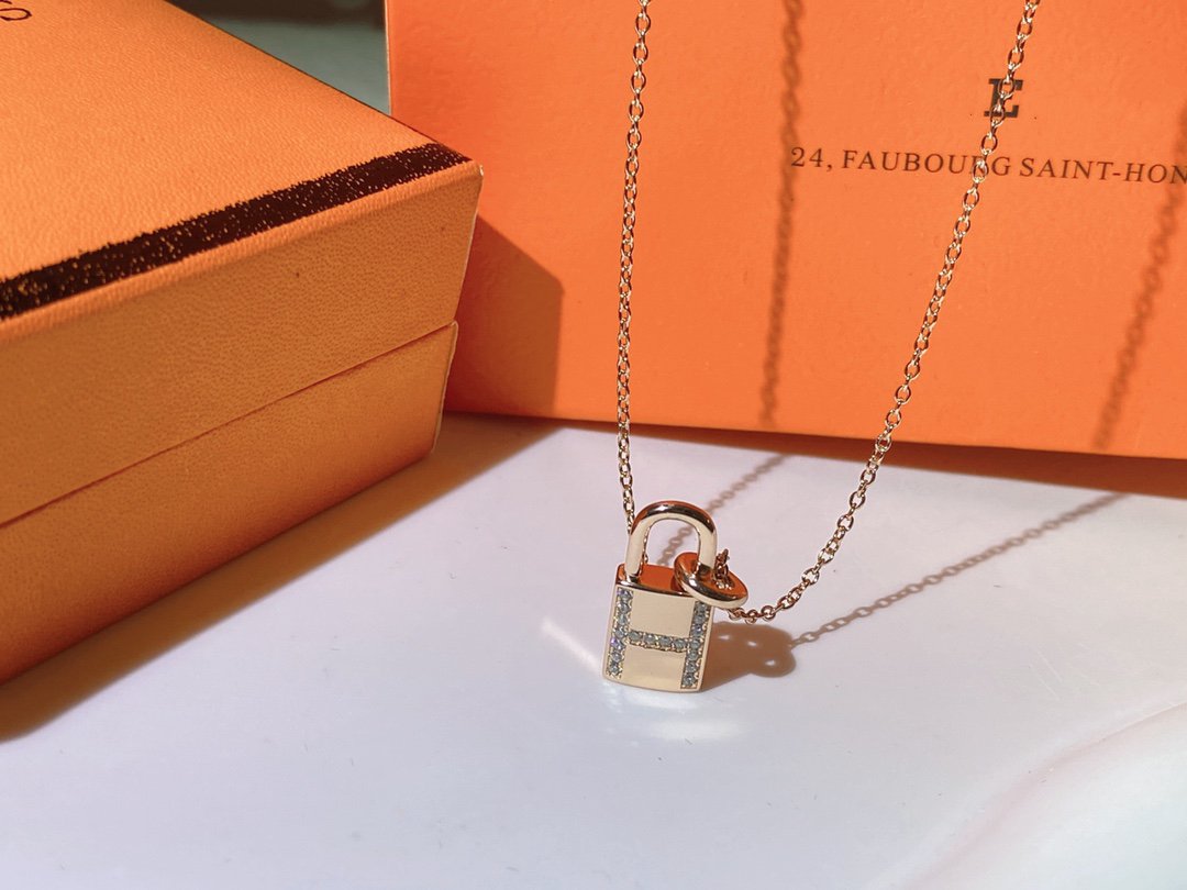 [Riva Jewelry ]HM ADVANCED NICHE LOCK HEAD NECKLACE DIAMONDS