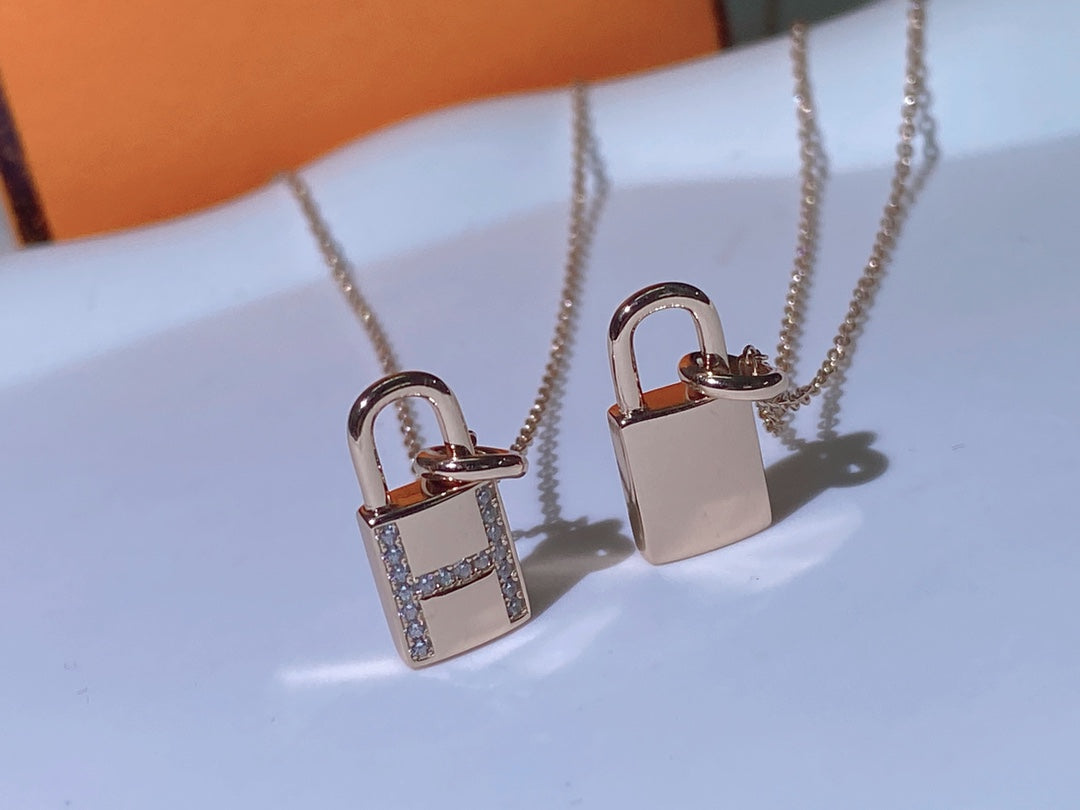 [Riva Jewelry]HM ADVANCED NICHE LOCK HEAD NECKLACE DIAMONDS