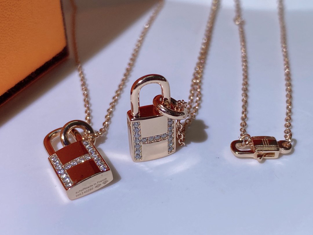 [Riva Jewelry]HM ADVANCED NICHE LOCK HEAD NECKLACE DIAMONDS
