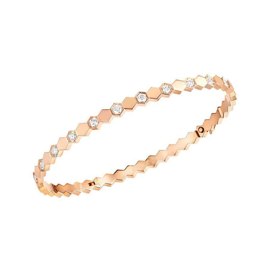 {"code":"BEE LOVE ROSE GOLD DIAMOND BRACELET","description_german":"[Riva Jewelry]BEE LOVE ROSÉGOLD DIAMANTARMBAND"}