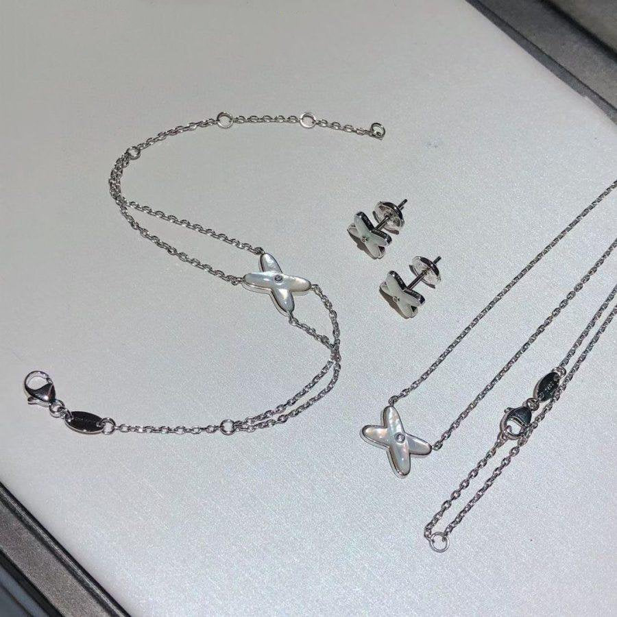 [Riva Jewelry ]JEUX BRACELET WHITE MOP SILVER 1 DIAMOND