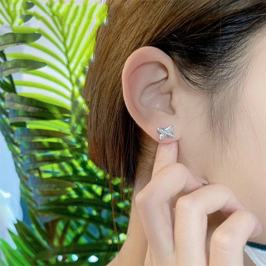 [Riva Jewelry ]JEUX DE SILVER DIAMOND EARRINGS