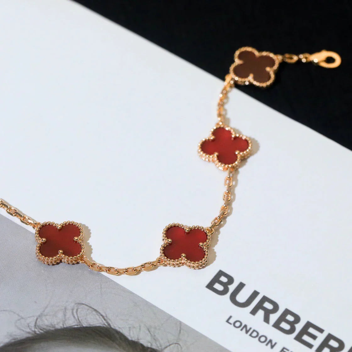 [Riva Jewelry]LUCKY CLOVER 5-MOTIV ARMBAND - RED CARNELIAN KOLLEKTION