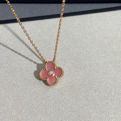 [Riva Jewelry ]CLOVER 15MM DIAMOND PINK MOP NECKLACE