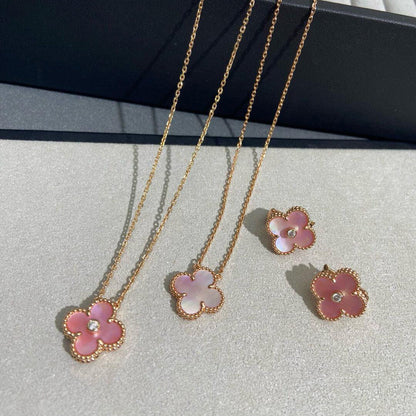 [Riva Jewelry ]CLOVER 15MM DIAMOND PINK MOP NECKLACE