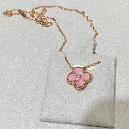 [Riva Jewelry ]CLOVER 15MM DIAMOND PINK MOP NECKLACE