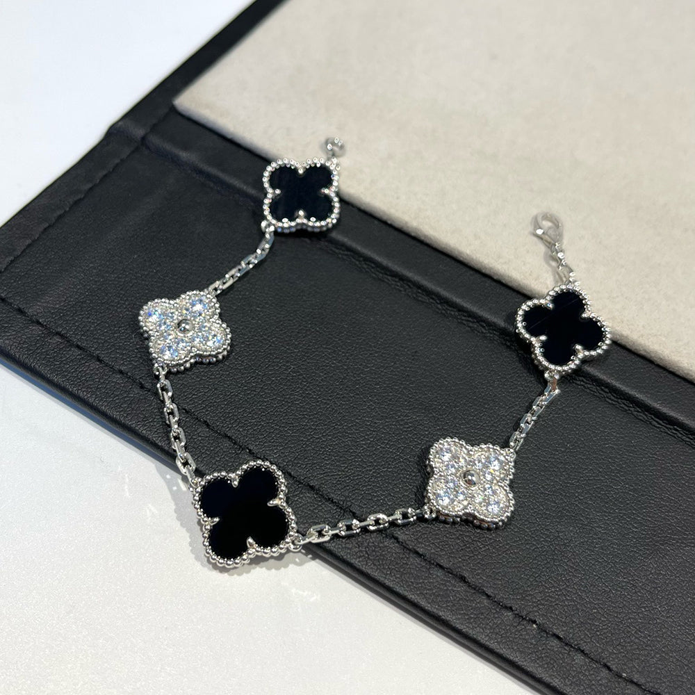 [Riva Schmuck]Glückskleeblatt-Armband mit 5 Motiven - SCHWARZE ONYX-KOLLEKTION