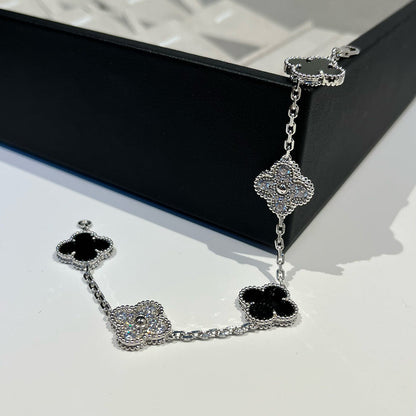 [Riva Schmuck]Glückskleeblatt-Armband mit 5 Motiven - SCHWARZE ONYX-KOLLEKTION
